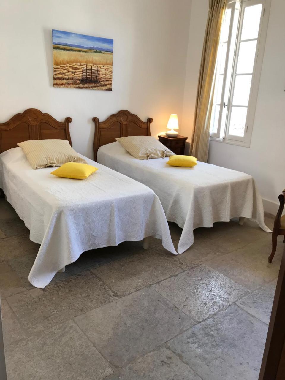 Couleurs De Camargue Bed and Breakfast Beauvoisin  Eksteriør billede